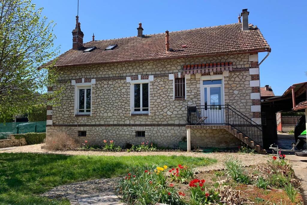 Bourgogne Villa Familiale Saint-Julien-du-Sault Exteriör bild